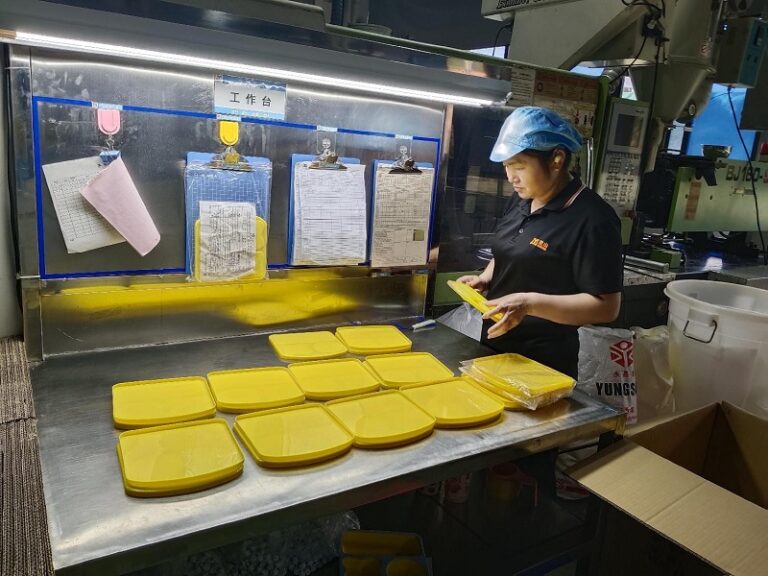 clean baby product factory